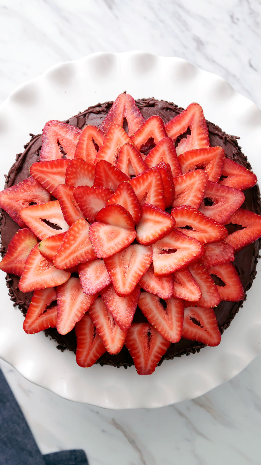 Bolo de Chocolate com Morangos