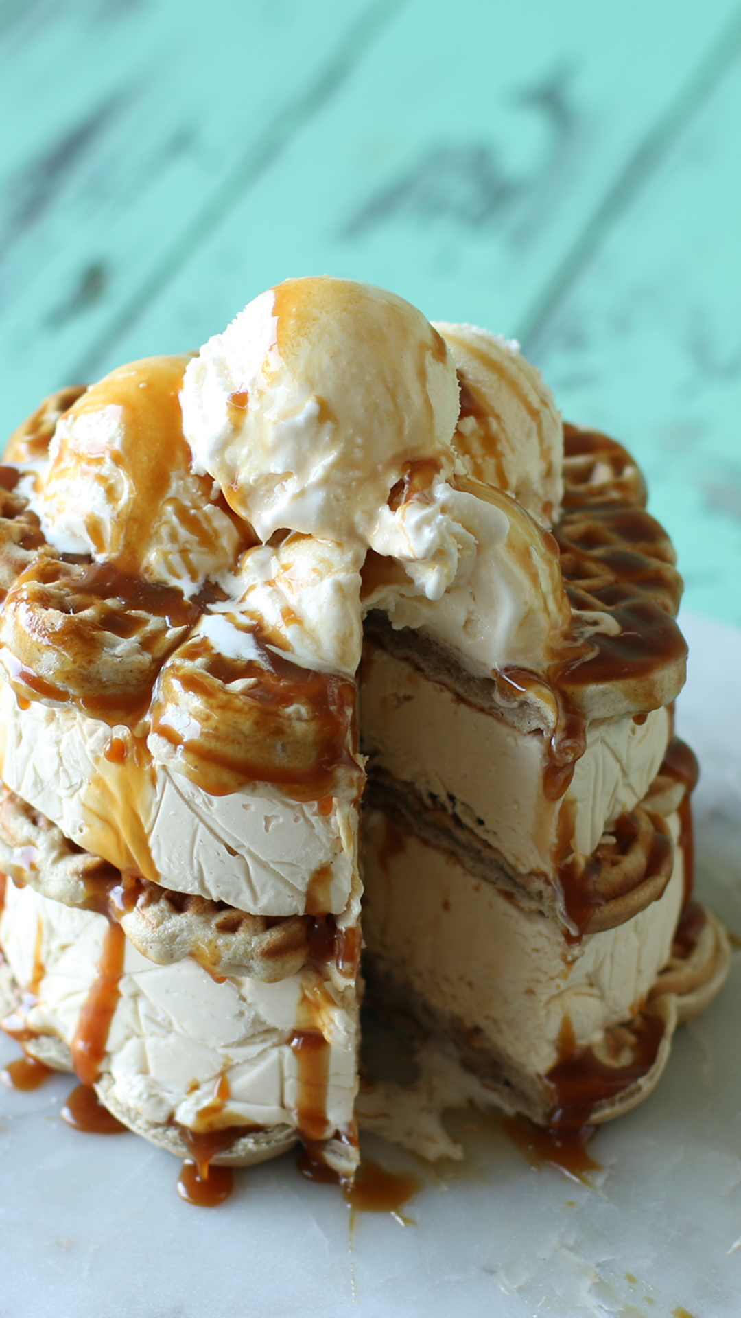 Bolo de Sorvete com Waffles