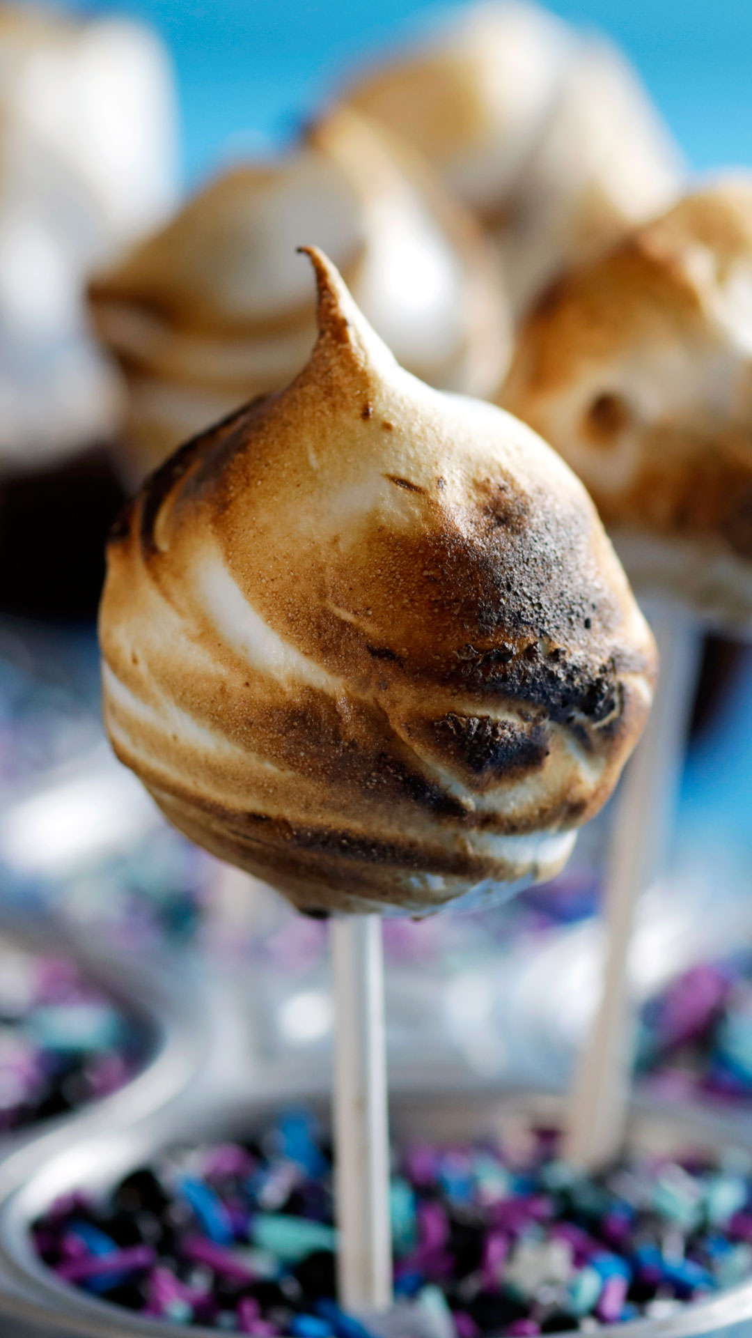 Bolo no Palito com Marshmallow Tostado