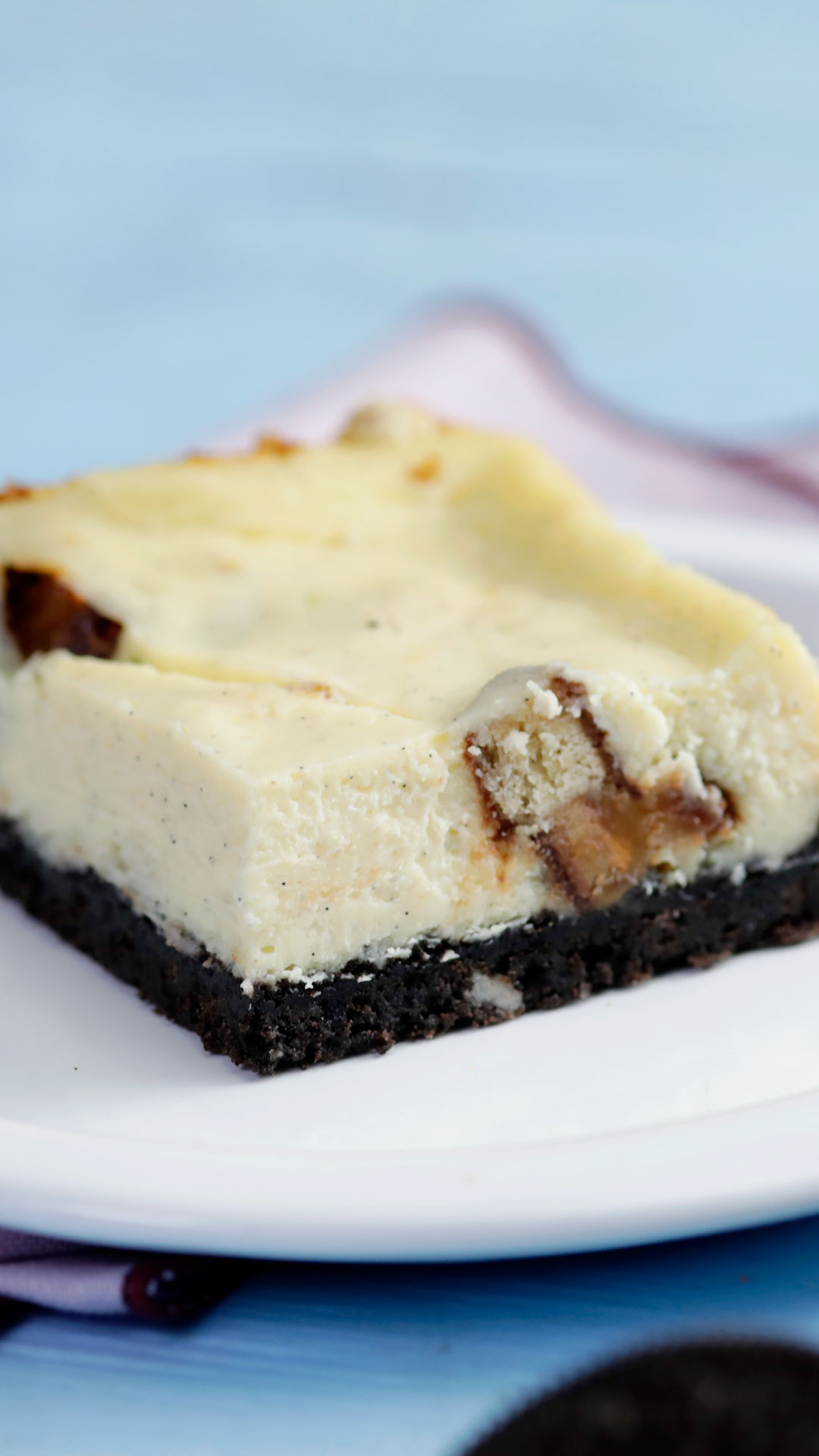 Cheesecake Recheado com Bombom Caramelado