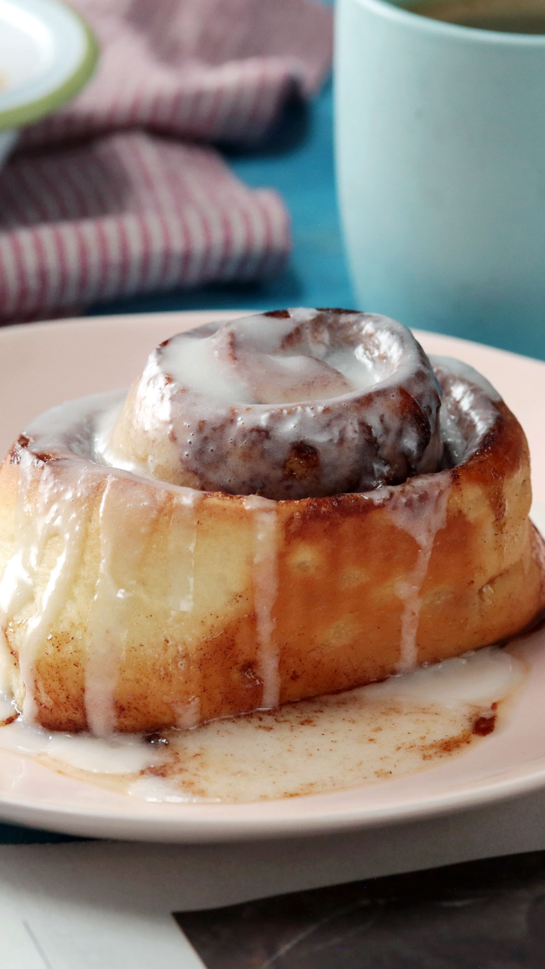Cinnamon Roll Enrolado Com Bacon