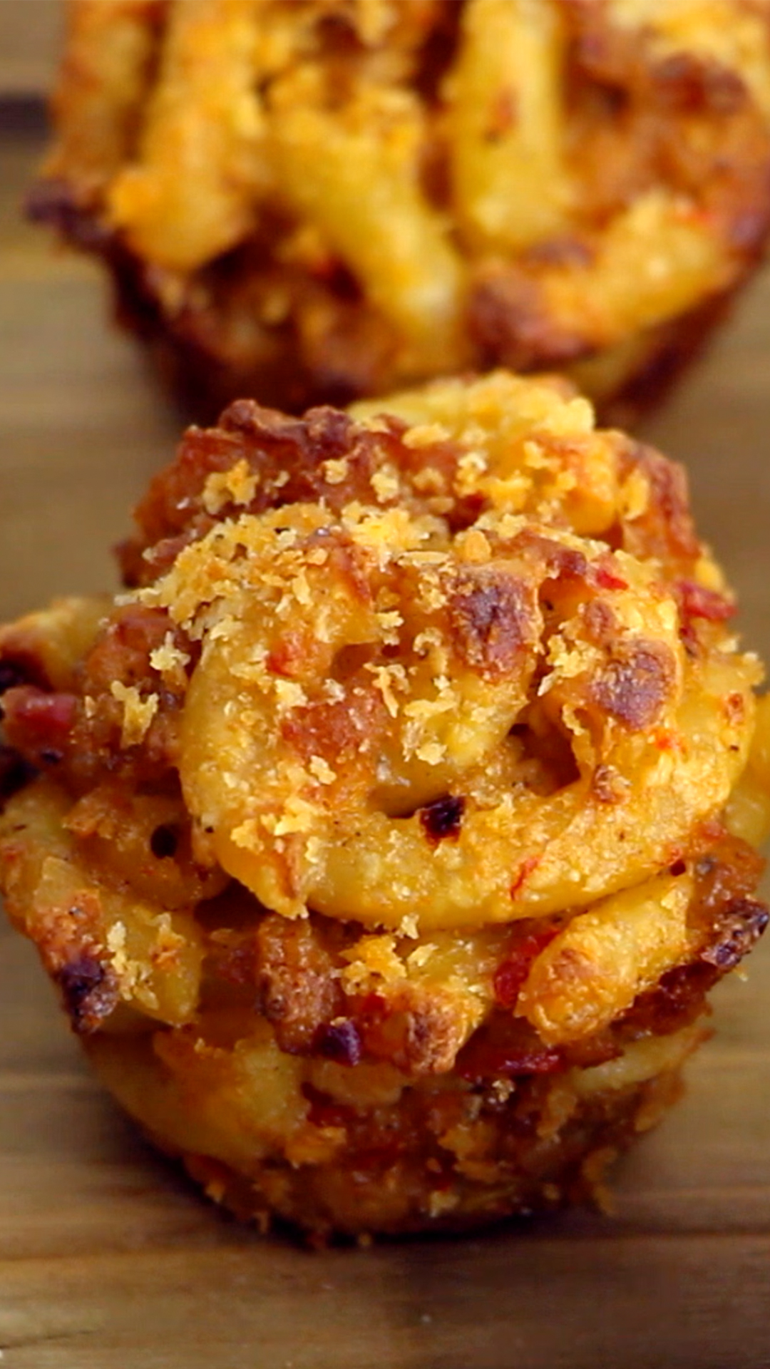 Copinhos de Macarrão com Queijo Picantes