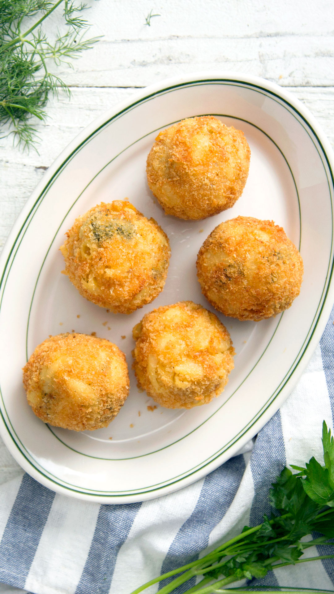 Croqueta de Mac and Cheese, Brócolis e Batata