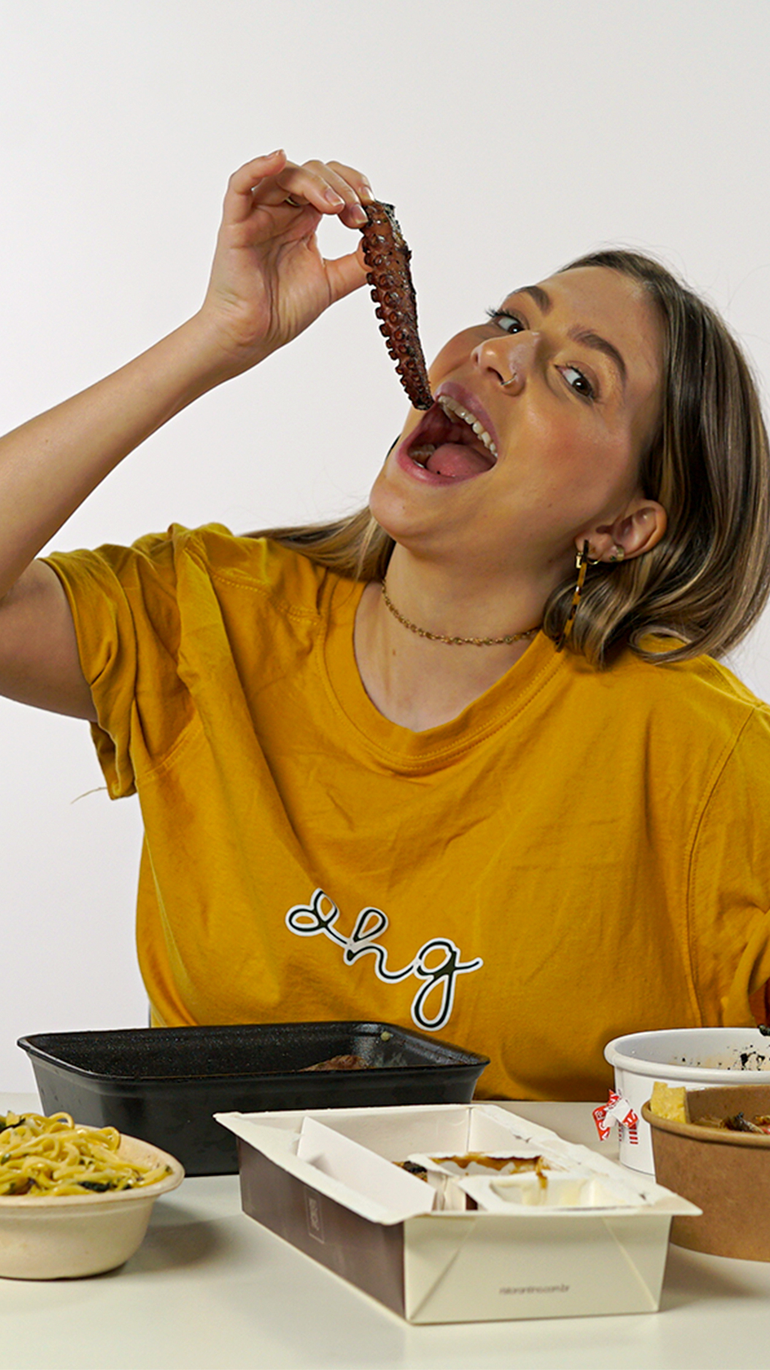 Liz Degusta Deliveries Caros