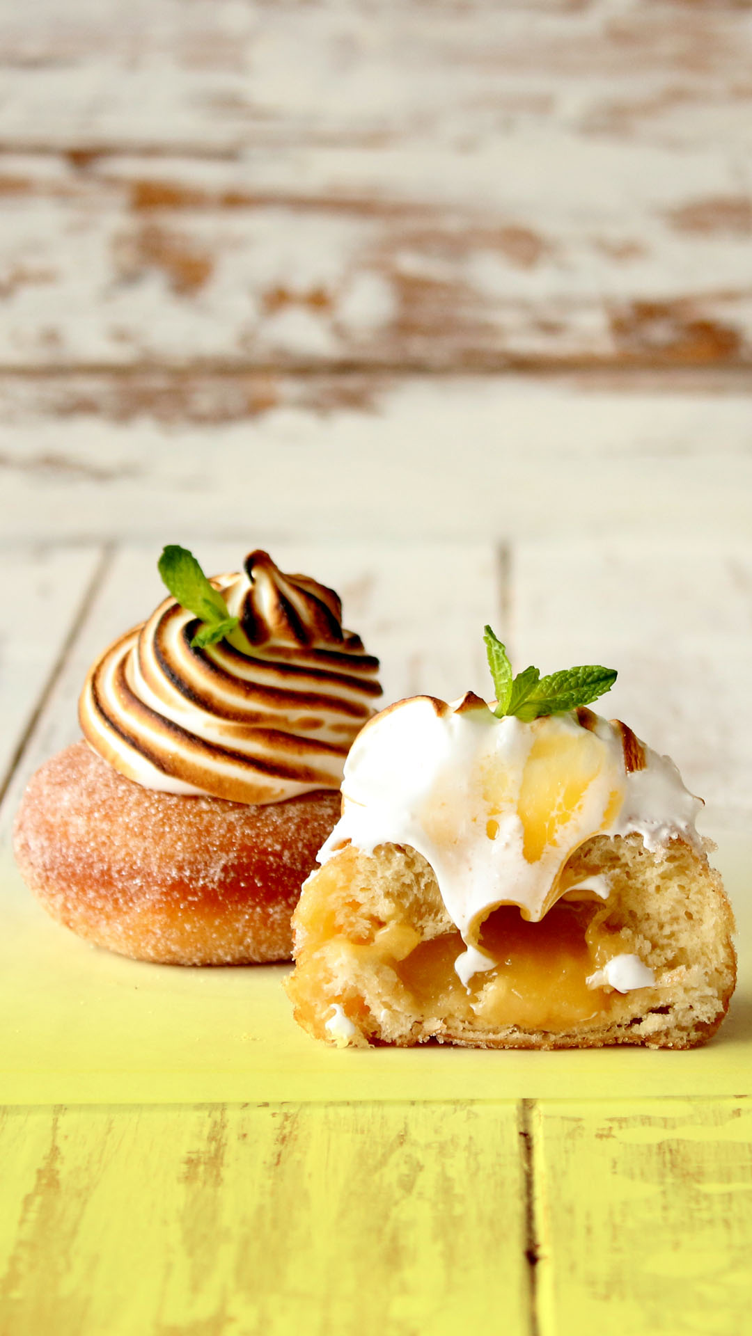 Donuts de Creme de Limão com Merengue