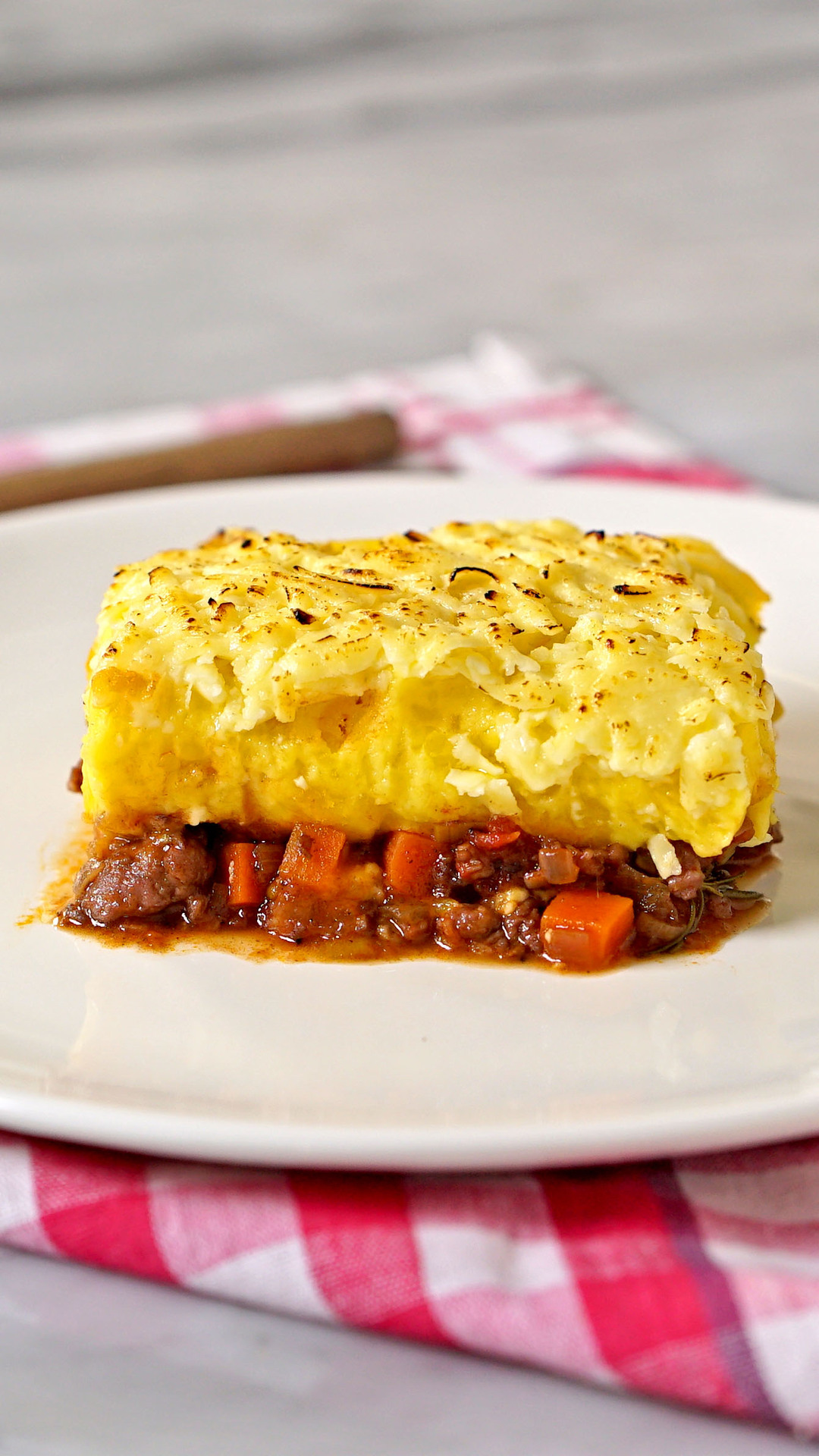 Escondidinho de Ragu de Linguiça com Mandioquinha