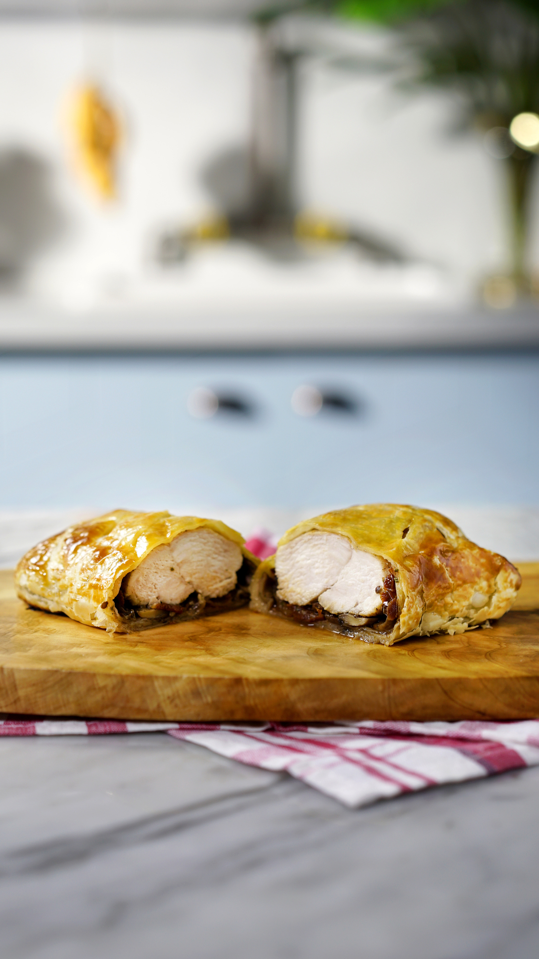 Frango Wellington Recheado com Cogumelos