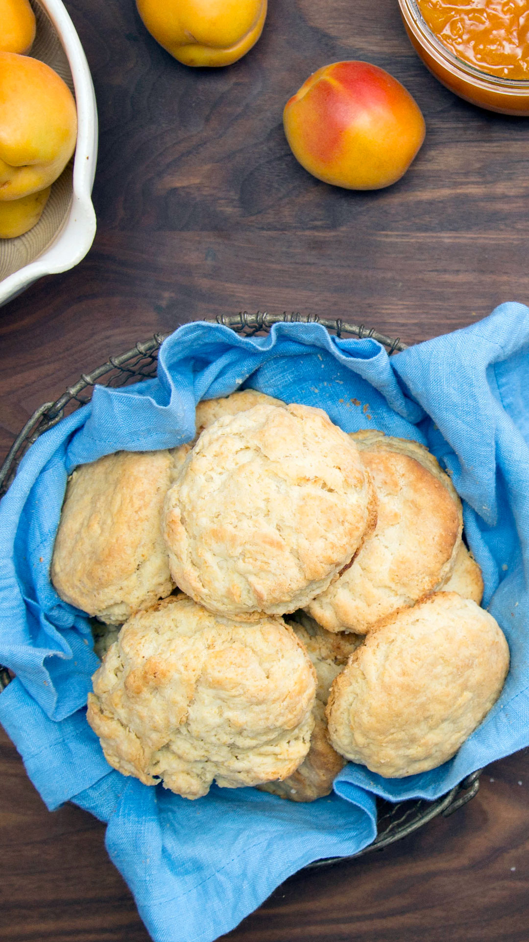 O Biscuit Perfeito com Geleia de Damasco