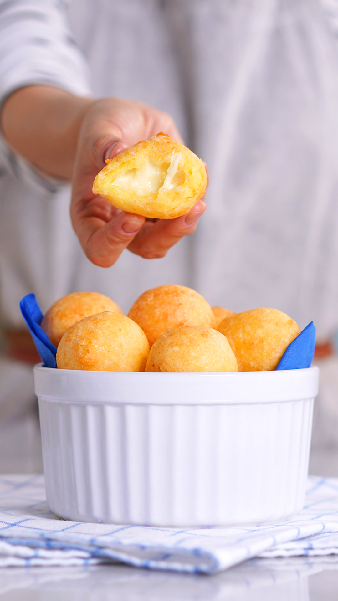 Pão de Queijo Frito Recheado