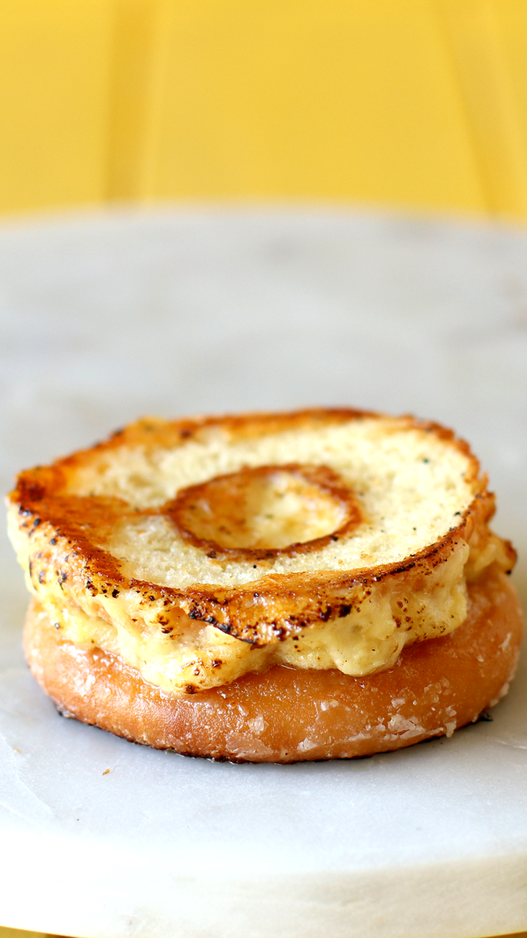 Rosquinha de Queijo Quente
