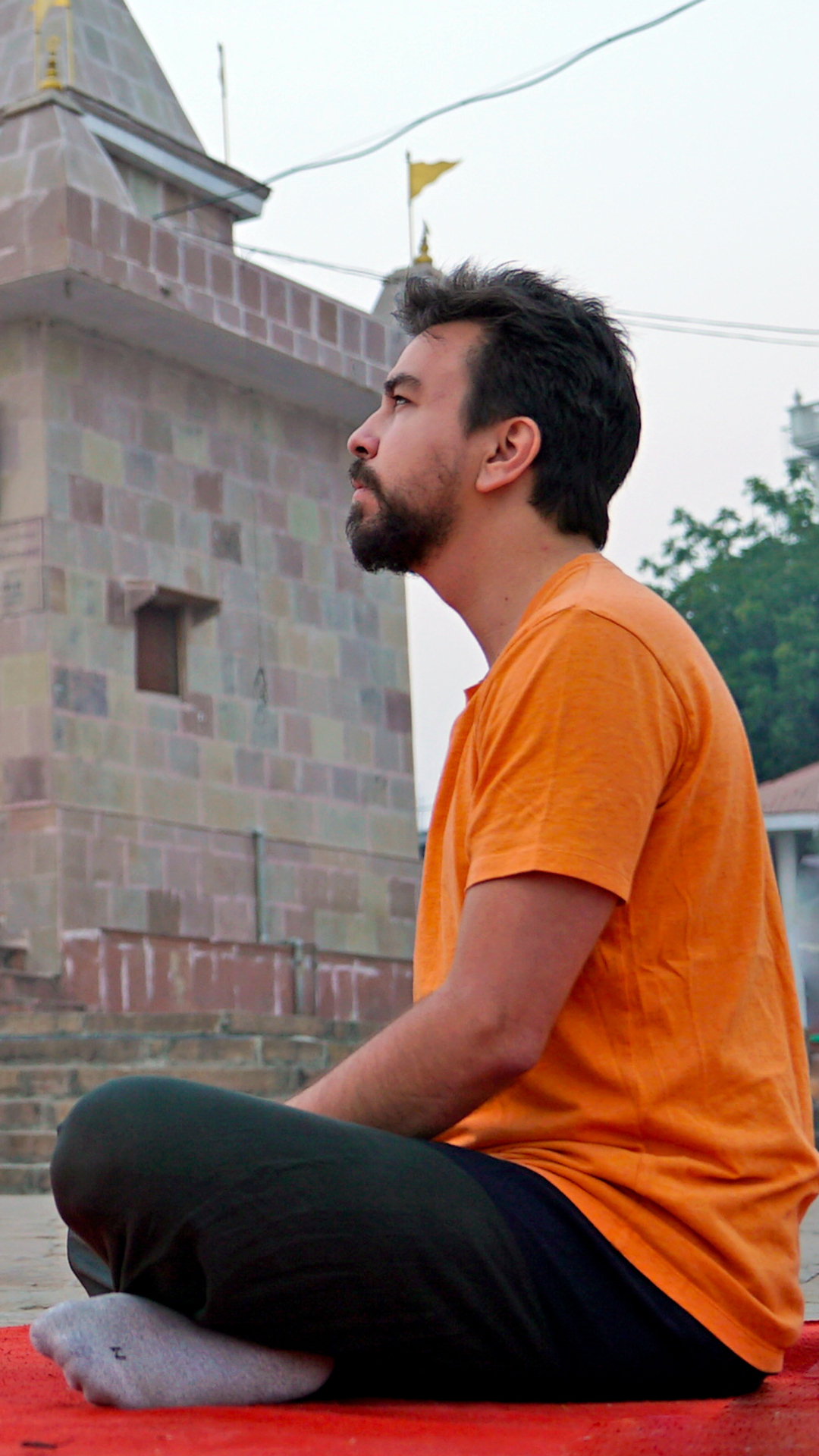 Yoga Matinal e Pós-Treino com Comida de Rua